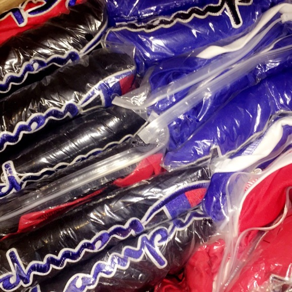 Champion tracksuit - Picture 4 of 5